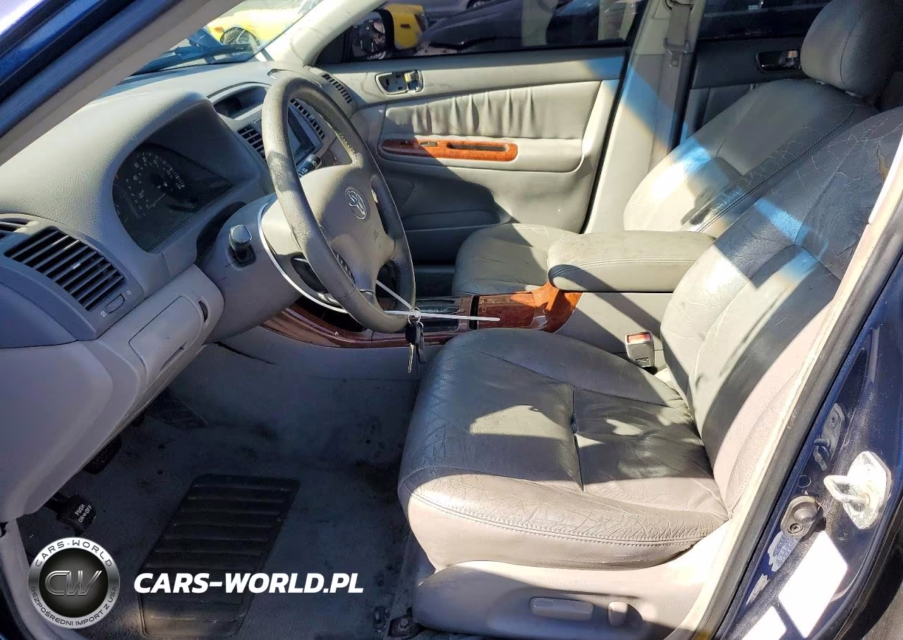 2002 Toyota Camry VIN:4T1BE30KX2U625722 - 7