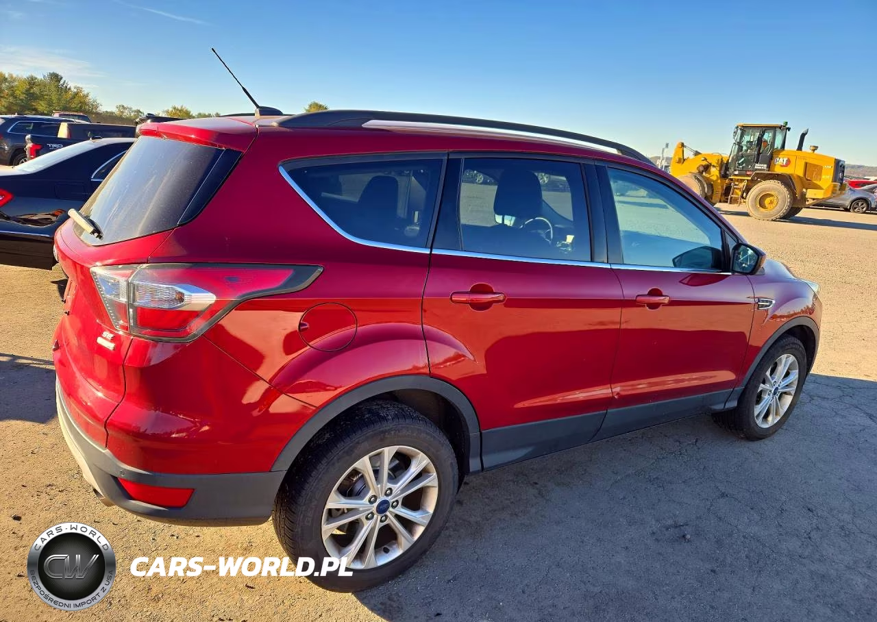 2017 Ford Escape Se VIN:1FMCU9G9XHUB35111 - 3
