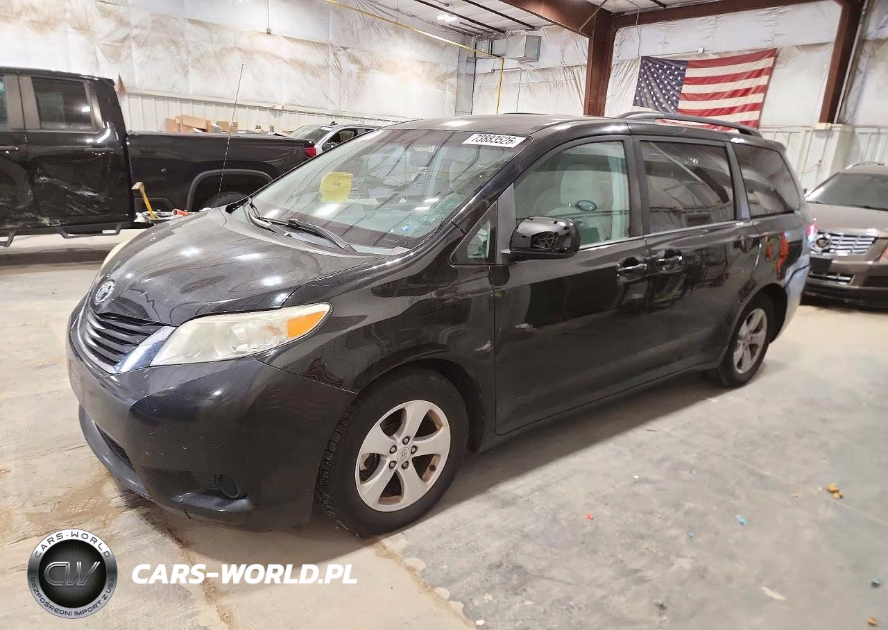 2011 Toyota Sienna Le VIN:5TDKK3DC6BS146590 - 1
