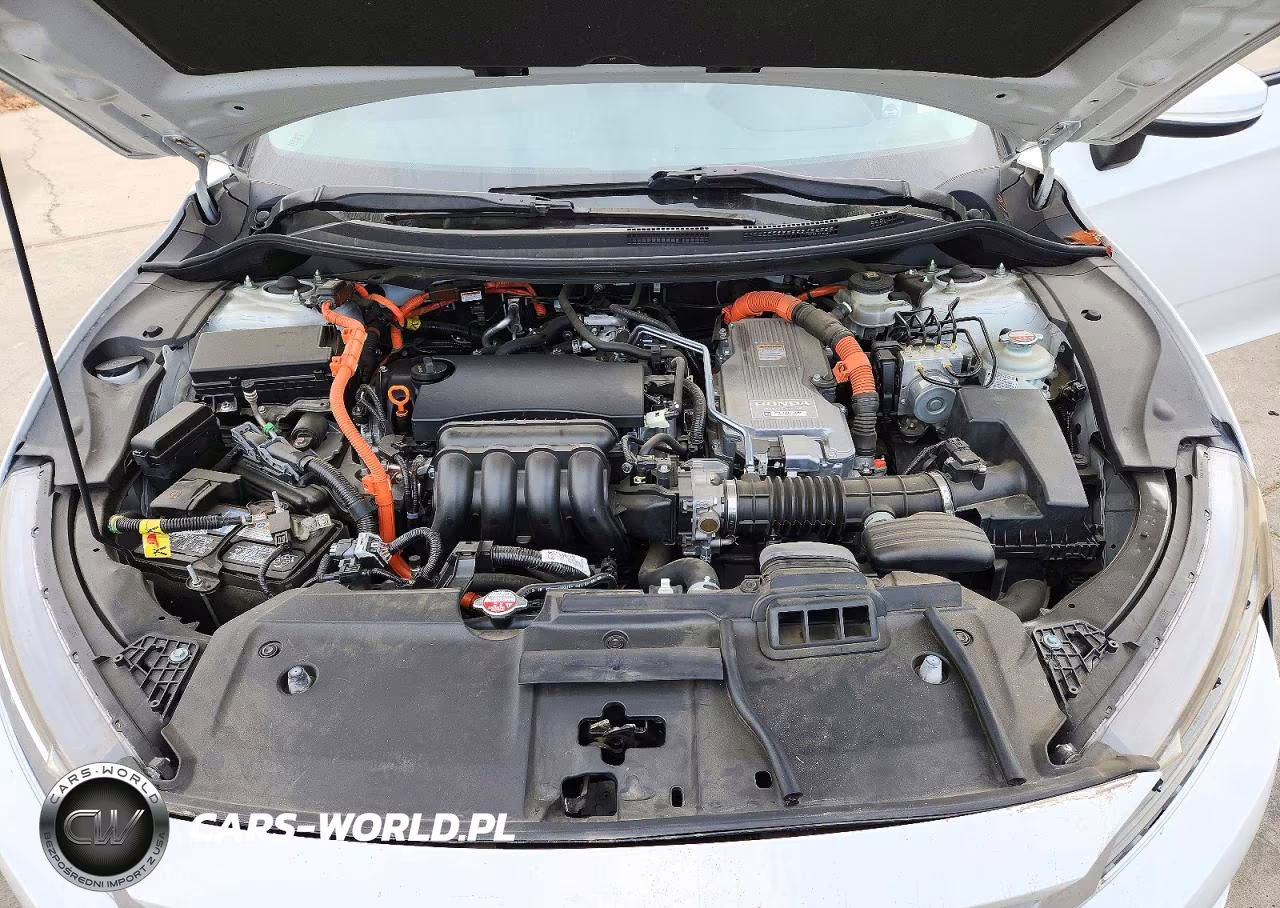 2018 Honda Clarity VIN:JHMZC5F19JC022895 - 11