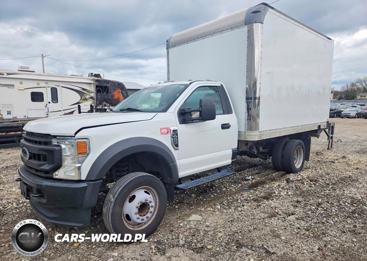 2022 Ford F450 Super Duty Box Truck