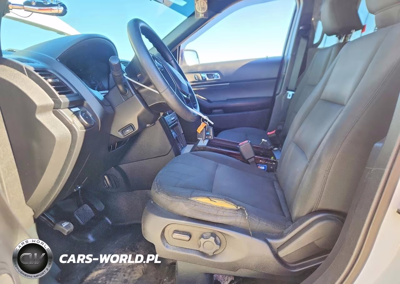 2018 Ford Explorer Police Interceptor VIN:1FM5K8AR1JGB46441 - 7