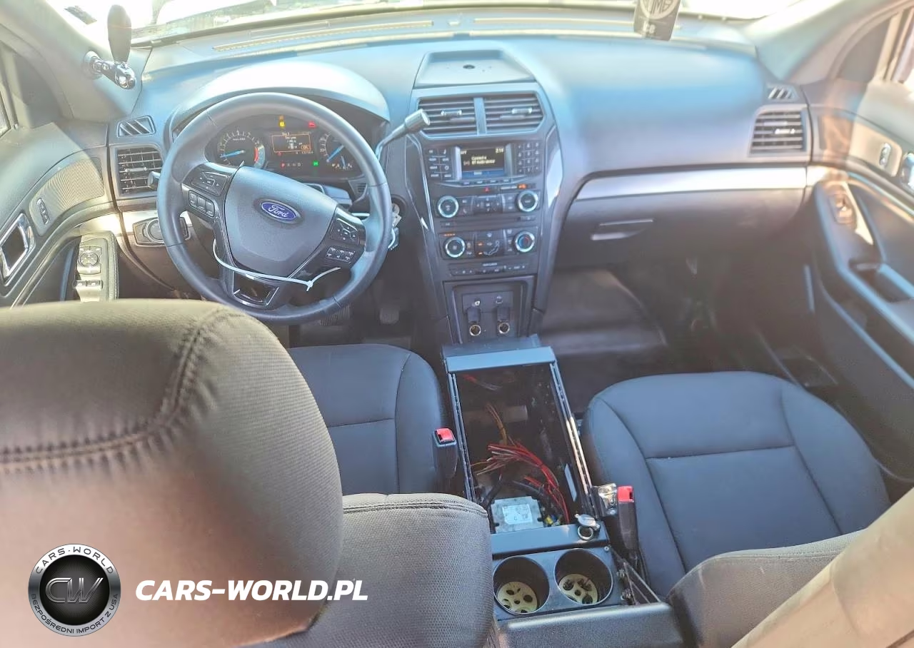 2018 Ford Explorer Police Interceptor VIN:1FM5K8AR1JGB46441 - 8
