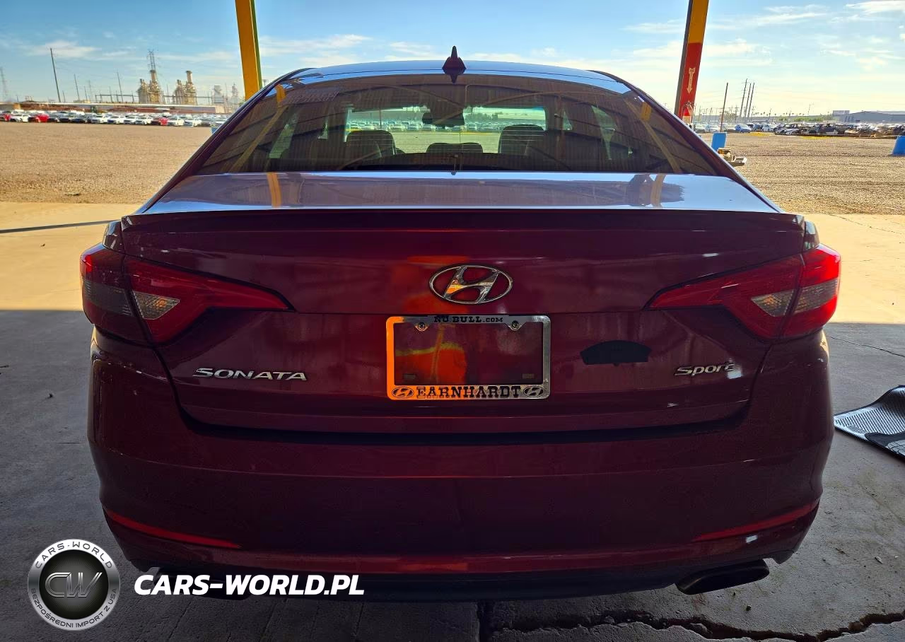 2016 Hyundai Sonata Sport VIN:5NPE34AF0GH318754 - 6