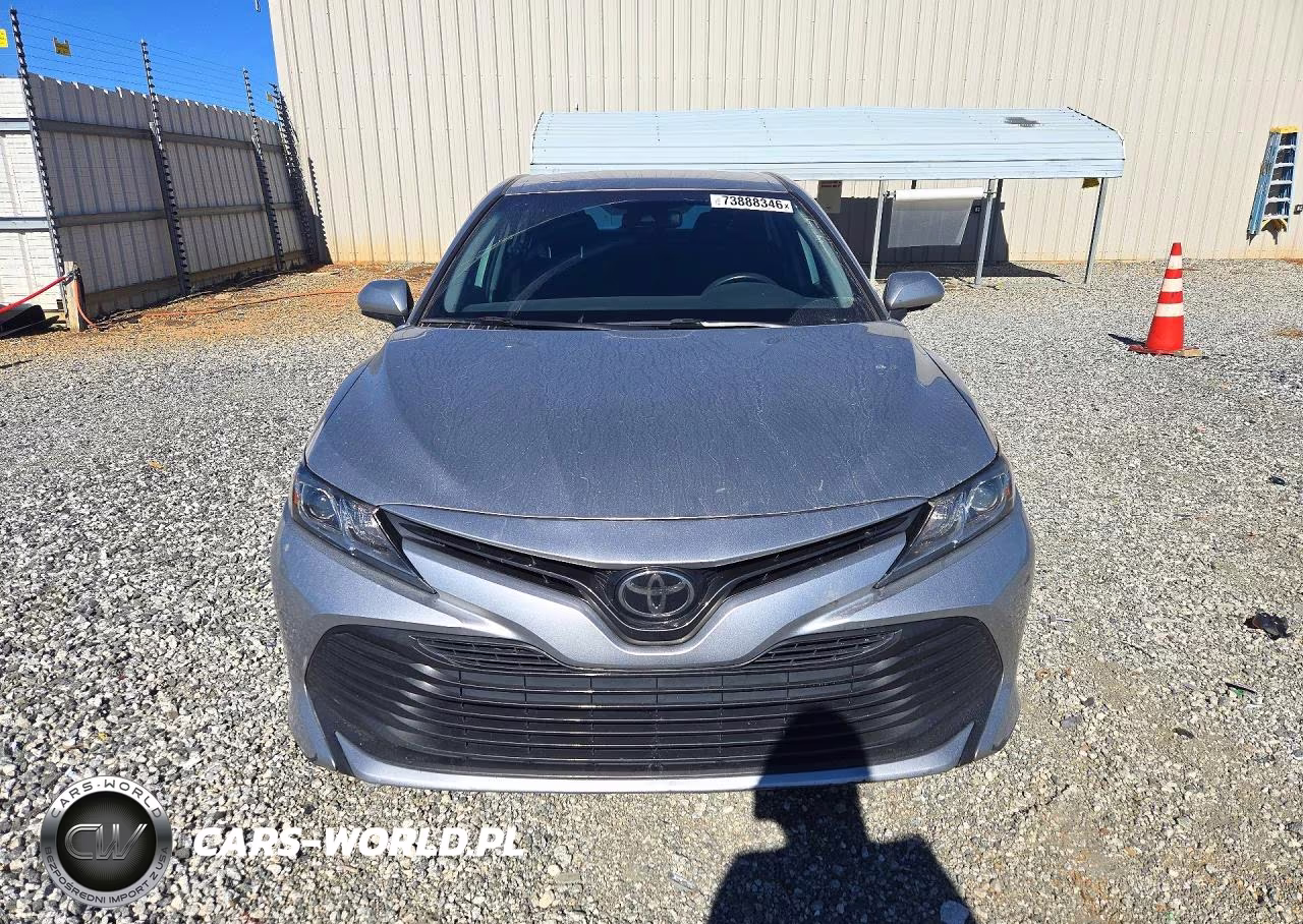 2019 Toyota Camry Le VIN:4T1B11HK3KU763848 - 5