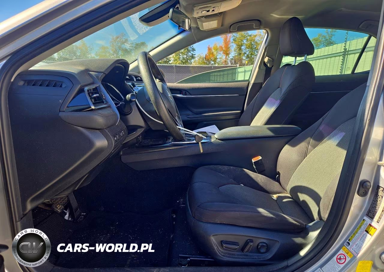 2019 Toyota Camry Le VIN:4T1B11HK3KU763848 - 7