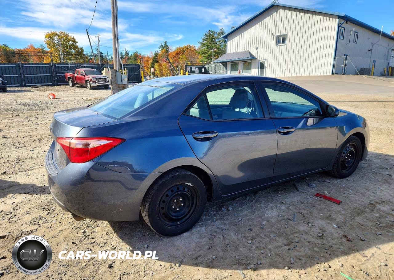 2019 Toyota Corolla Le VIN:2T1BURHE5KC163530 - 3