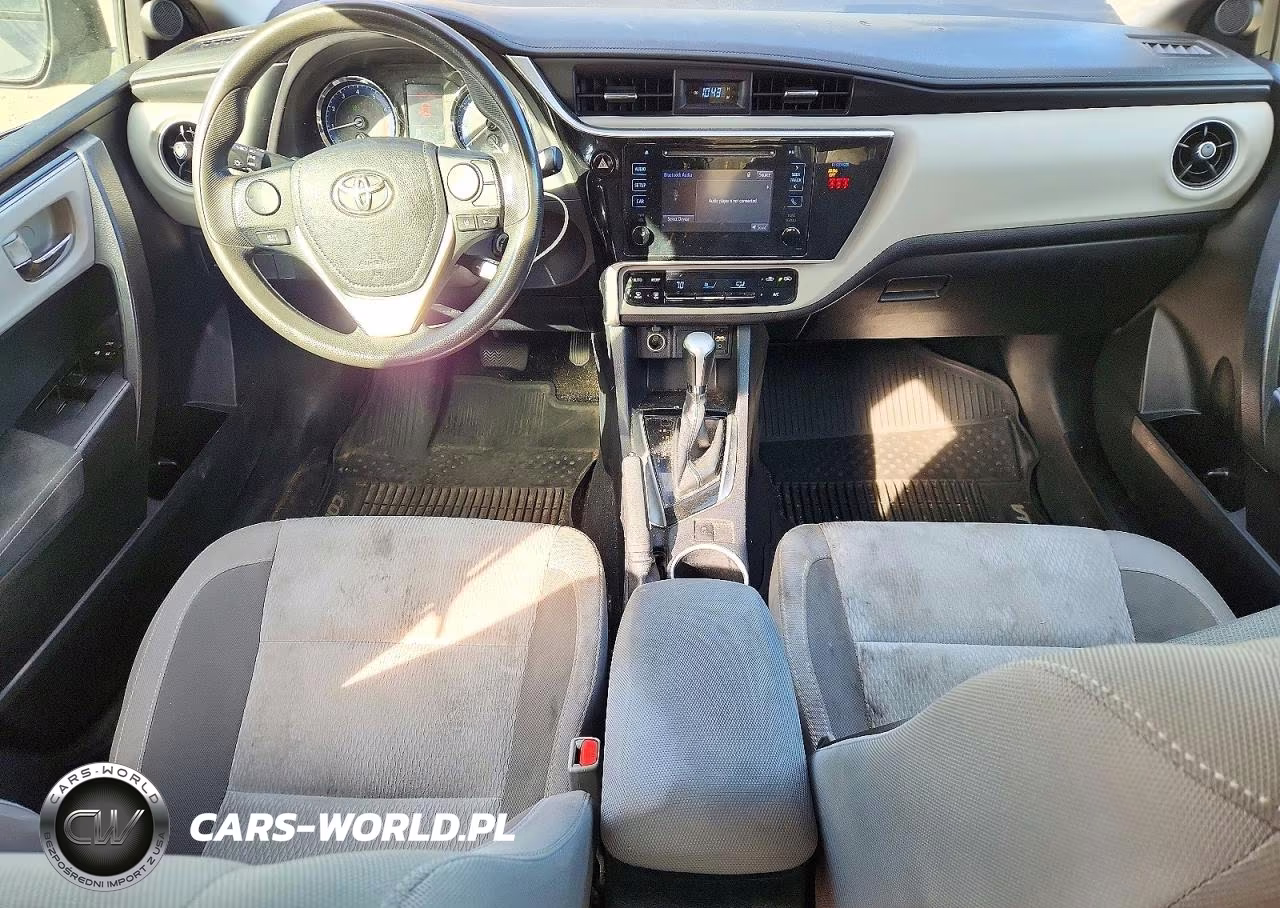 2019 Toyota Corolla Le VIN:2T1BURHE5KC163530 - 8