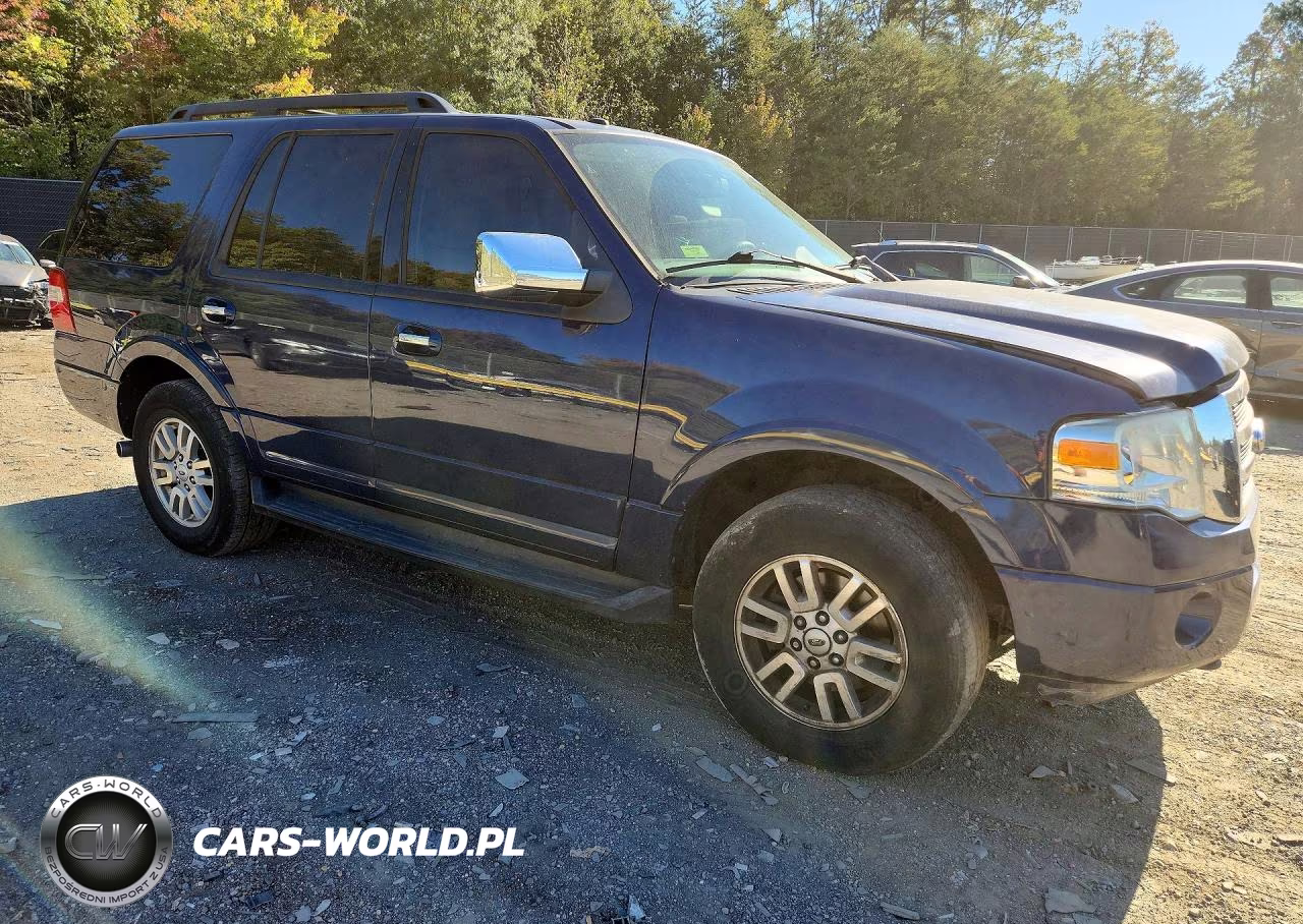2011 Ford Expedition Xlt VIN:1FMJU1J51BEF55632 - 4