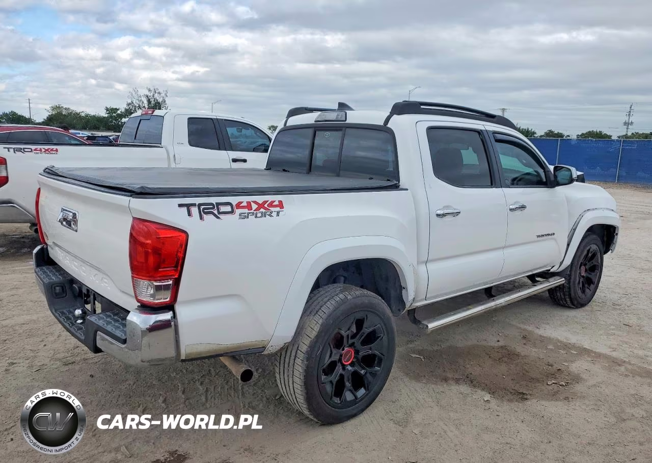 2016 Toyota Tacoma Double Cab VIN:5TFAX5GN6GX059019 - 3
