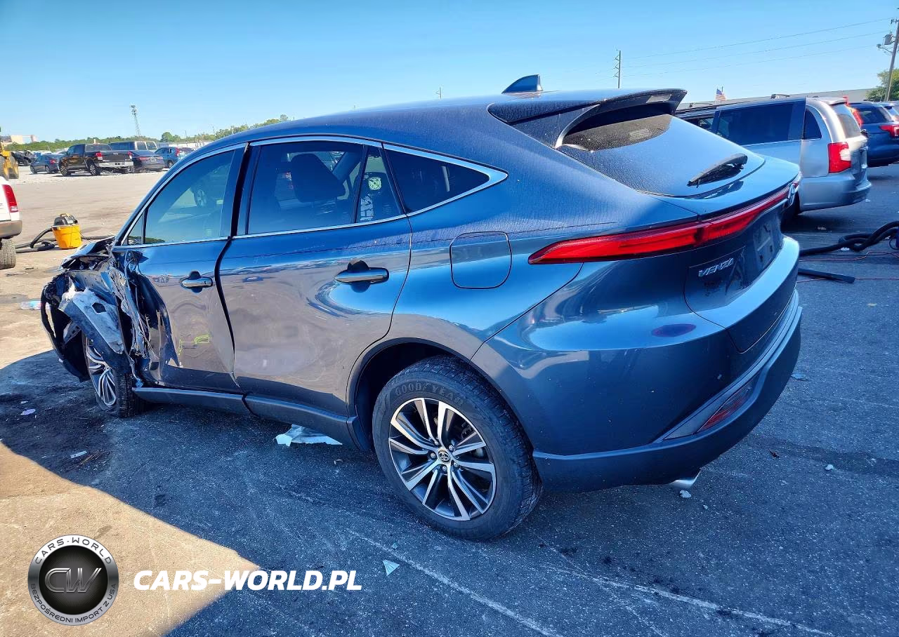 2021 Toyota Venza Le VIN:JTEAAAAH8MJ071261 - 2