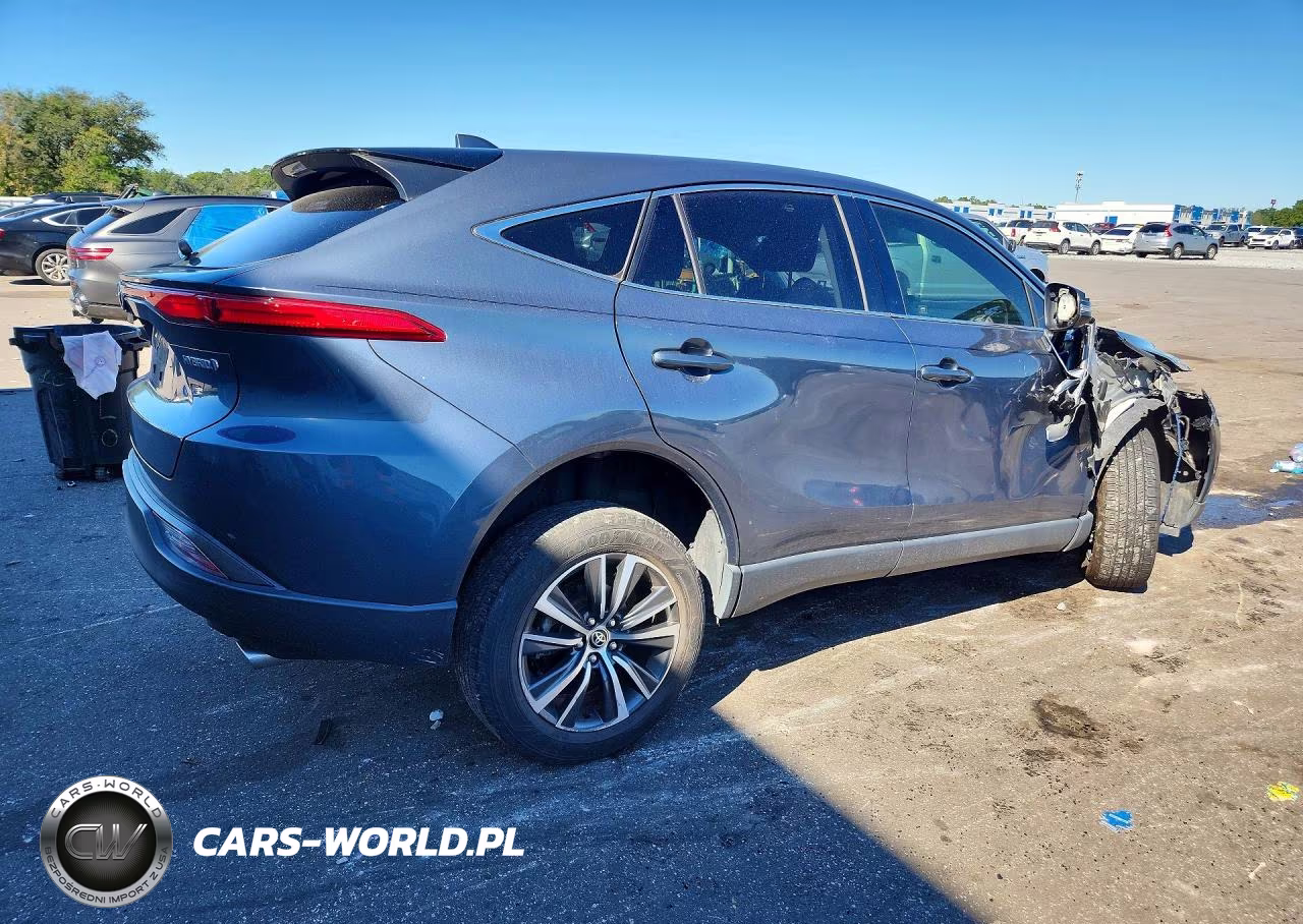 2021 Toyota Venza Le VIN:JTEAAAAH8MJ071261 - 3