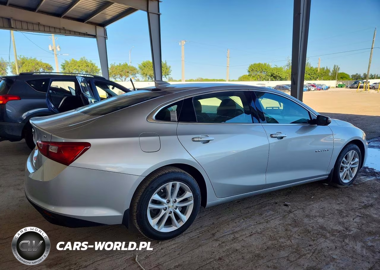 2017 Chevrolet Malibu Lt VIN:1G1ZE5ST1HF293356 - 3