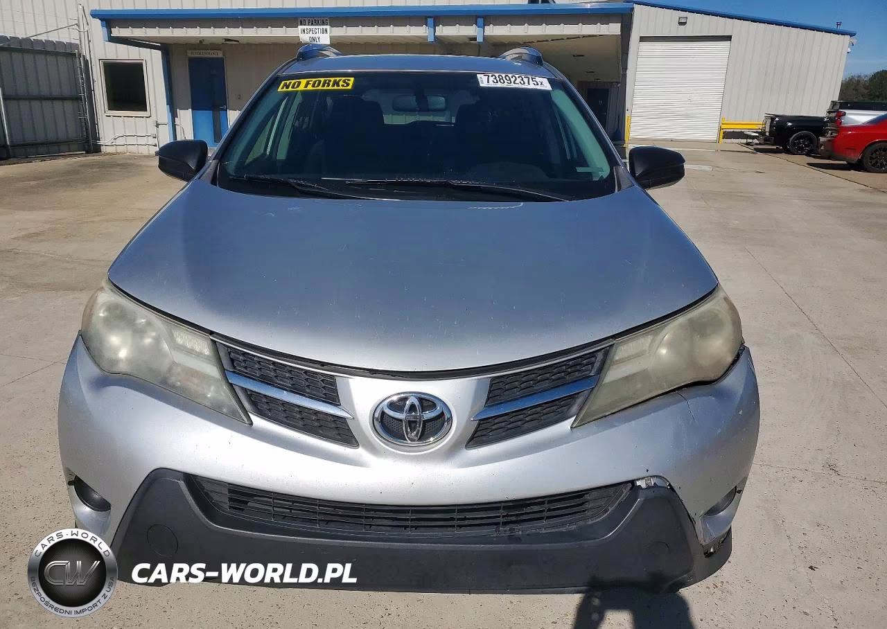 2015 Toyota Rav4 Le VIN:JTMZFREV4FJ033987 - 5