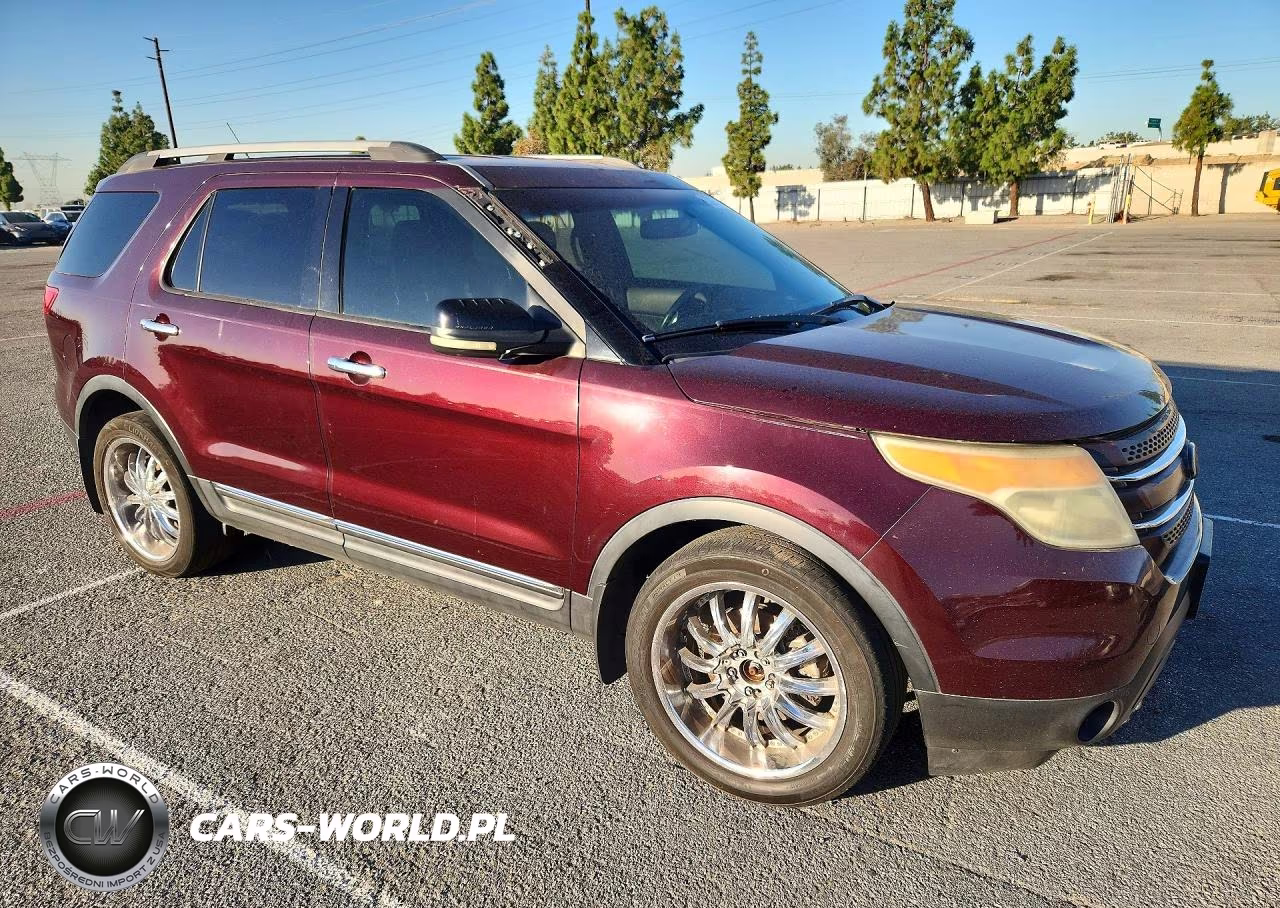2011 Ford Explorer Xlt VIN:1FMHK7D88BGA61429 - 4