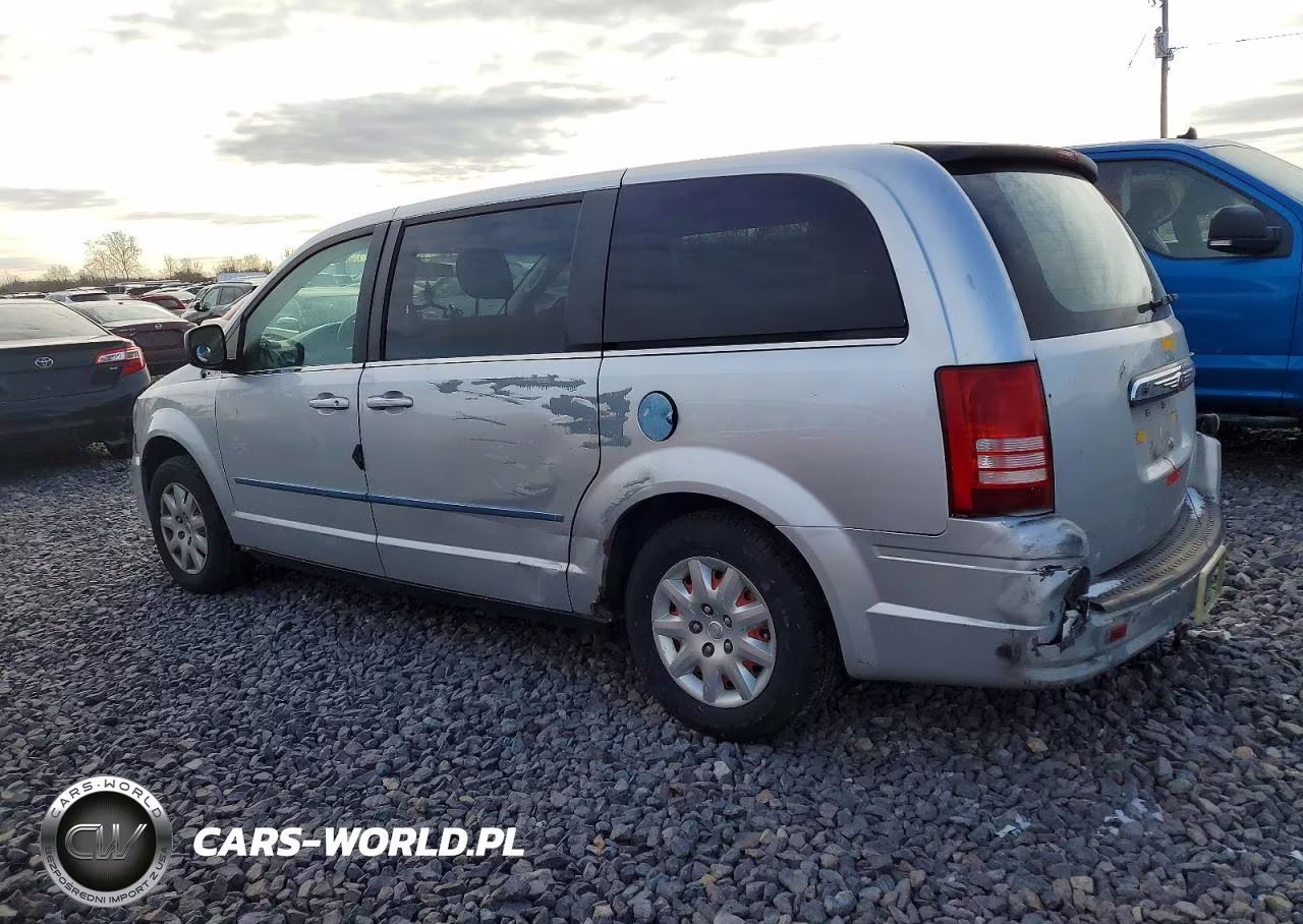 2010 Chrysler Town & Country Lx VIN:2A4RR4DE1AR166457 - 2