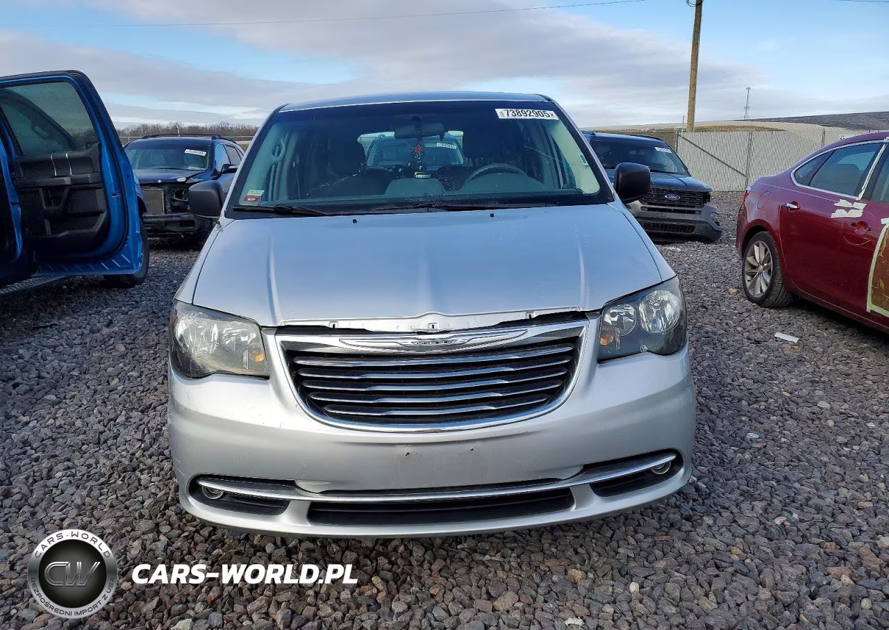 2010 Chrysler Town & Country Lx VIN:2A4RR4DE1AR166457 - 5