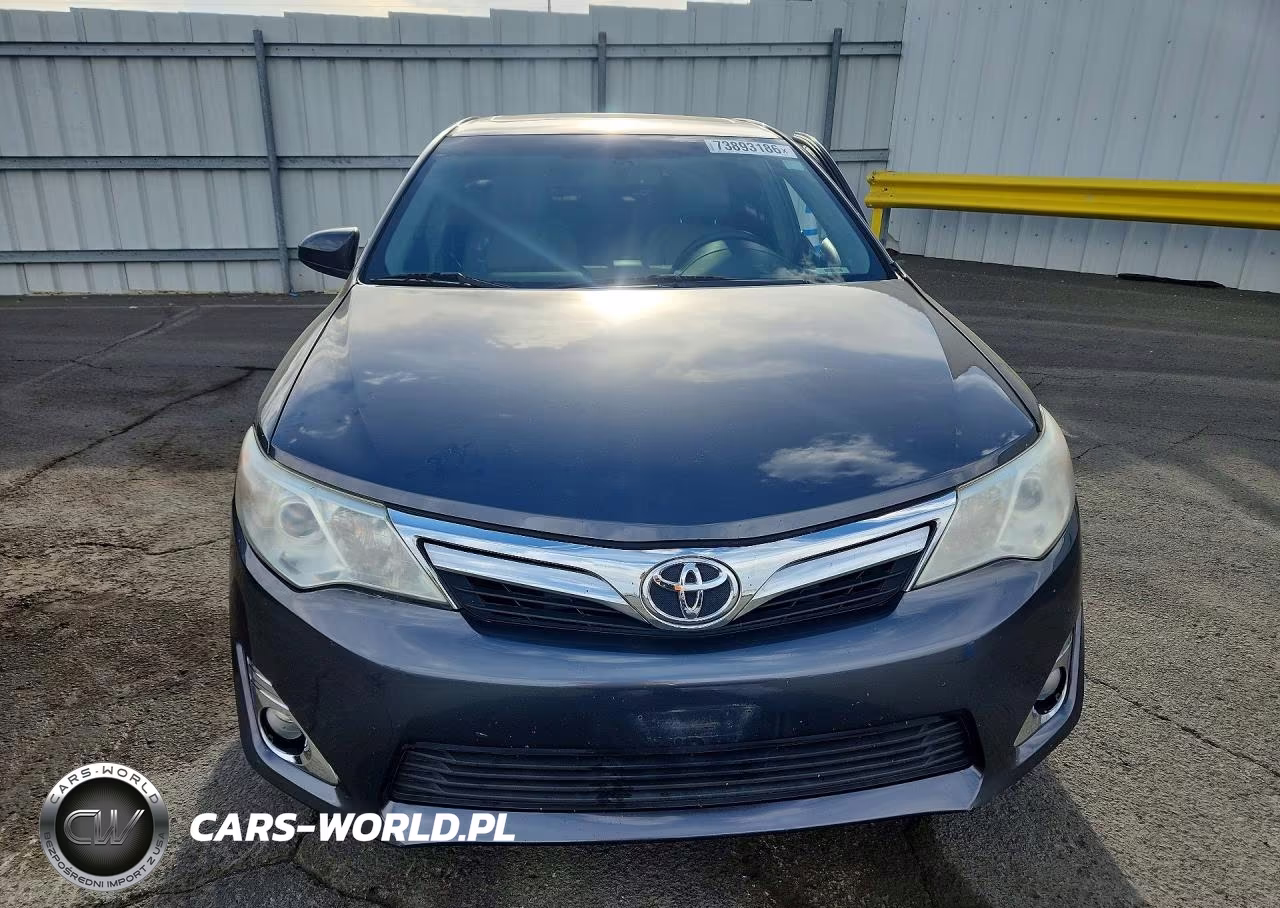 2014 Toyota Camry Xle VIN:4T4BF1FK9ER371245 - 5