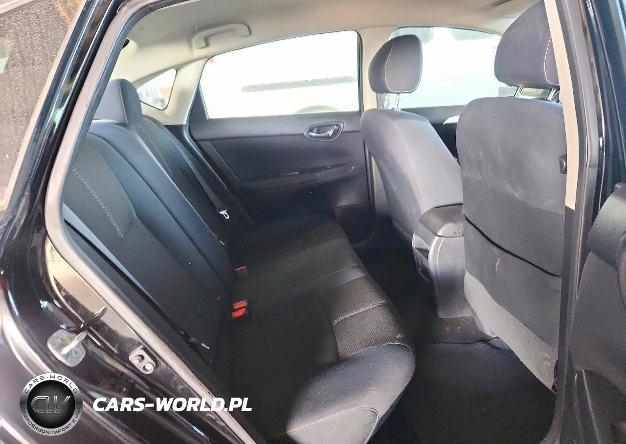 2016 Nissan Sentra S VIN:3N1AB7AP4GY304700 - 10