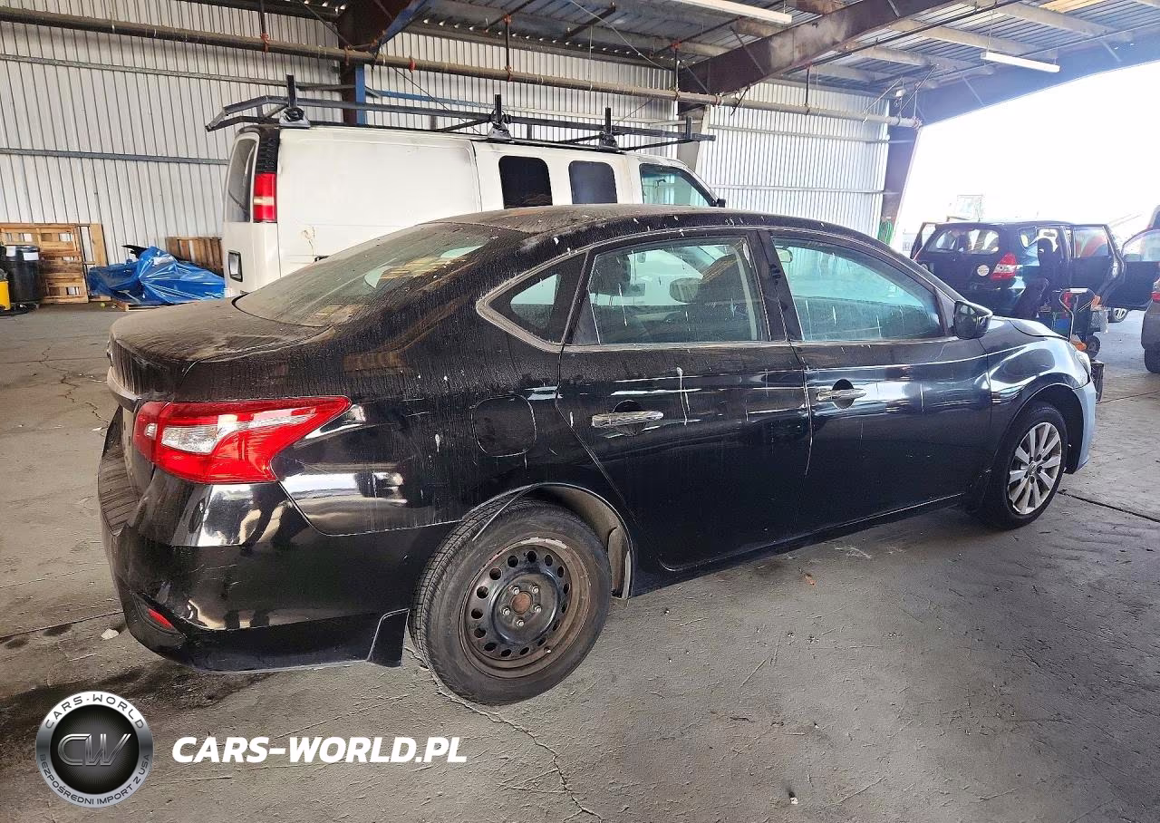 2016 Nissan Sentra S VIN:3N1AB7AP4GY304700 - 3