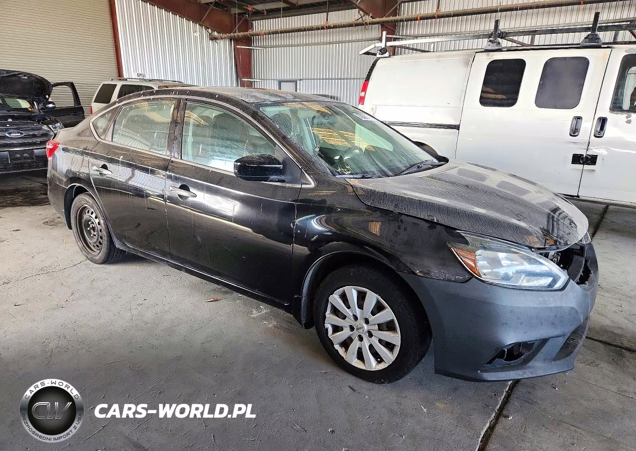2016 Nissan Sentra S VIN:3N1AB7AP4GY304700 - 4