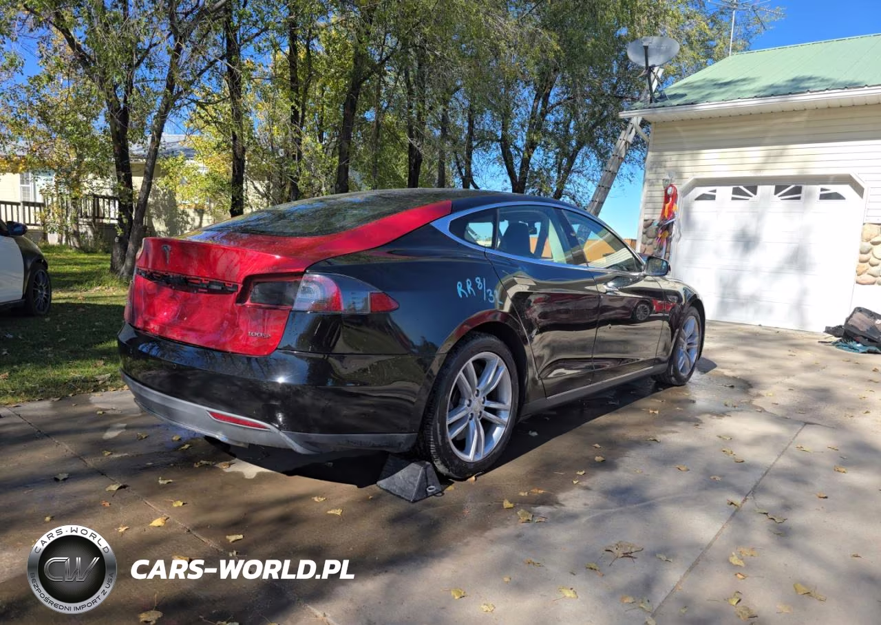 2014 Tesla Model S VIN:5YJSA1H12EFP35855 - 4