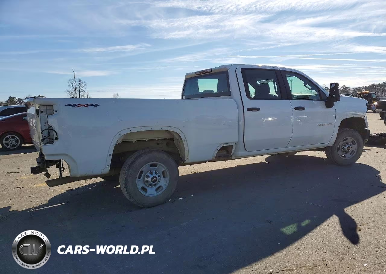 2023 Chevrolet Silverado K2500 Heavy Duty VIN:1GC1YLE76PF208962 - 3