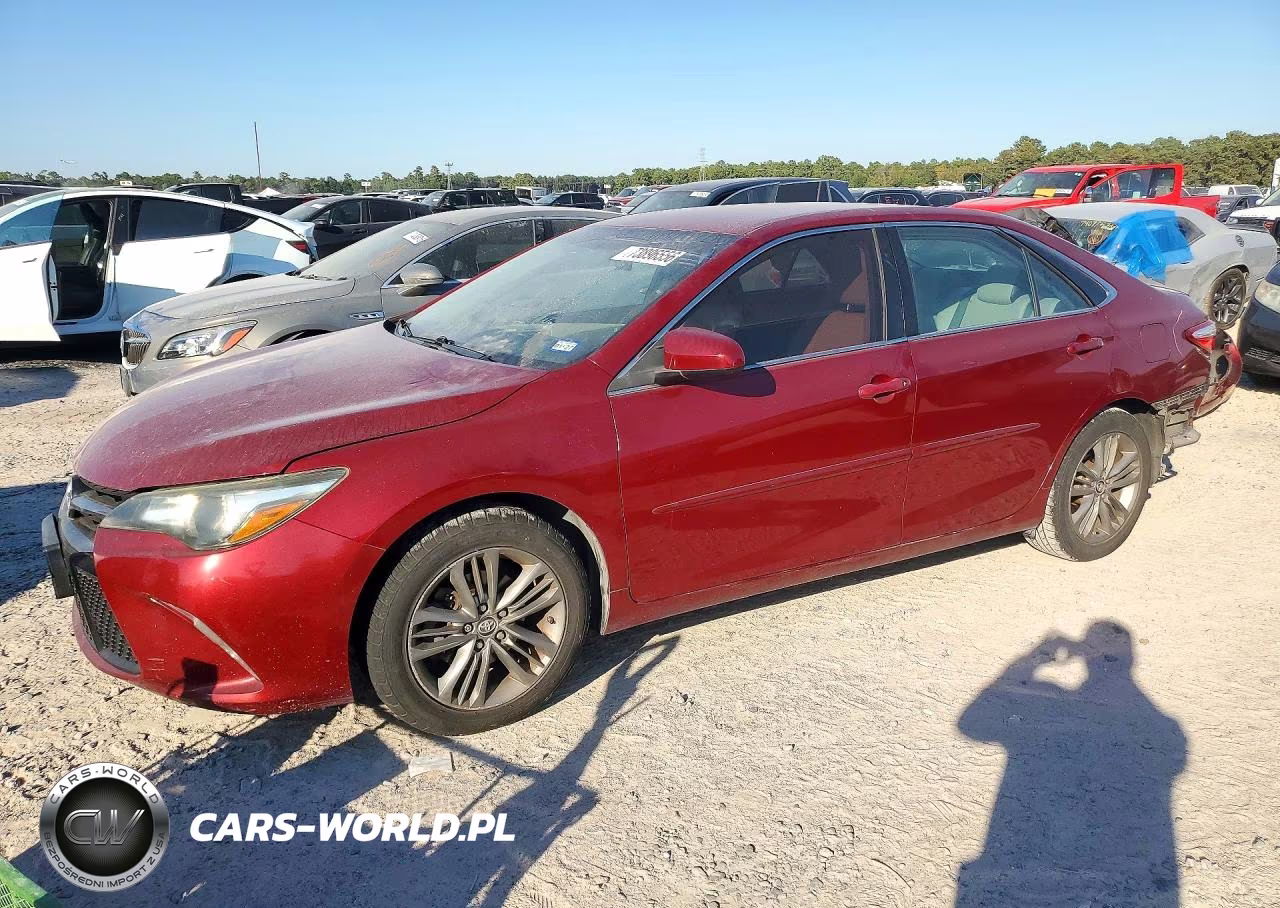 2015 Toyota Camry Se – zdjęcie 1 z 13