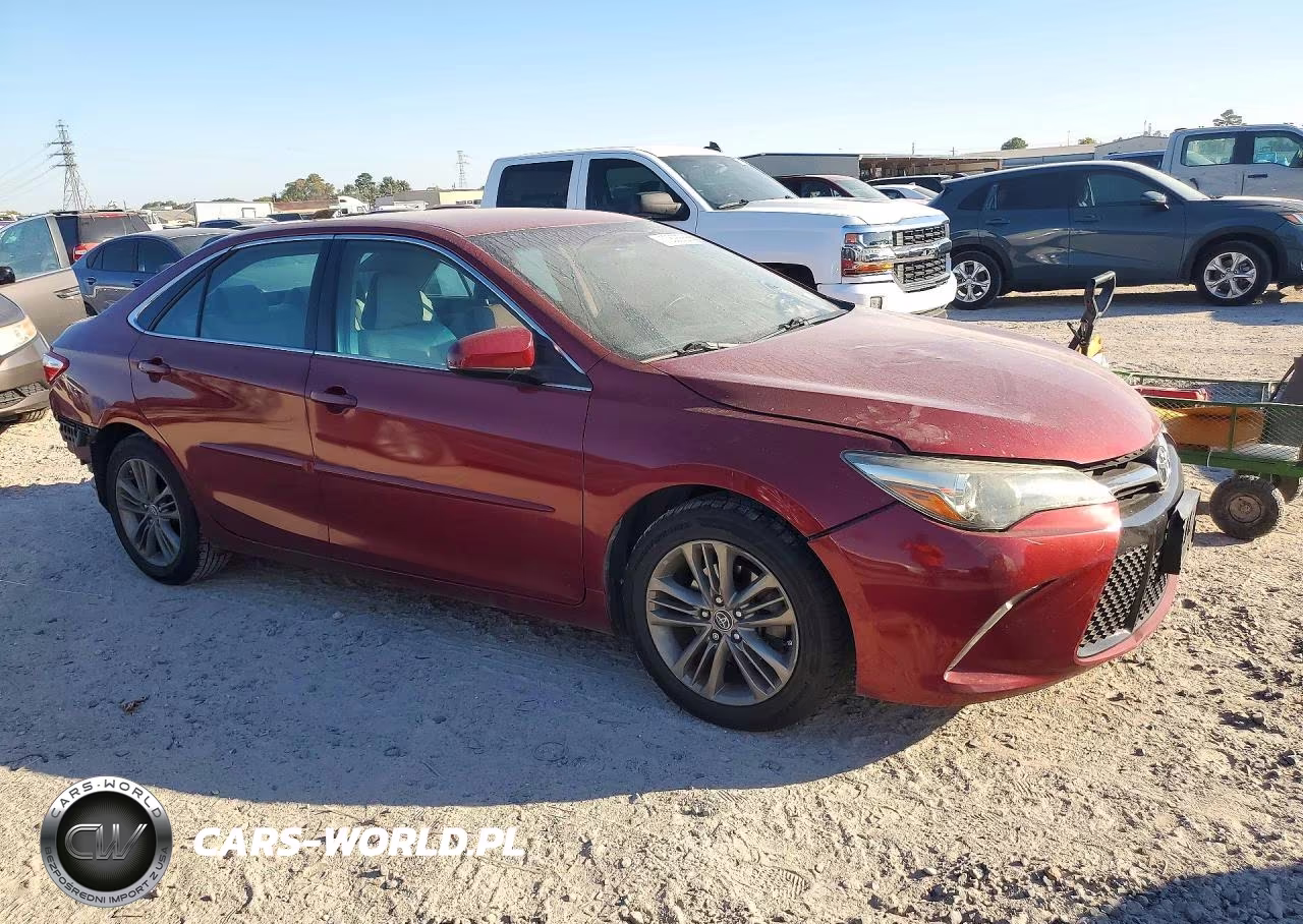 2015 Toyota Camry Se VIN:4T1BF1FK5FU887386 - 4