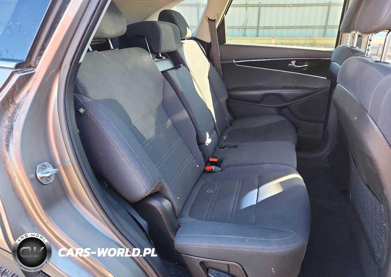 2017 Kia Sorento Lx V6 VIN:5XYPGDA51HG193678 - 11