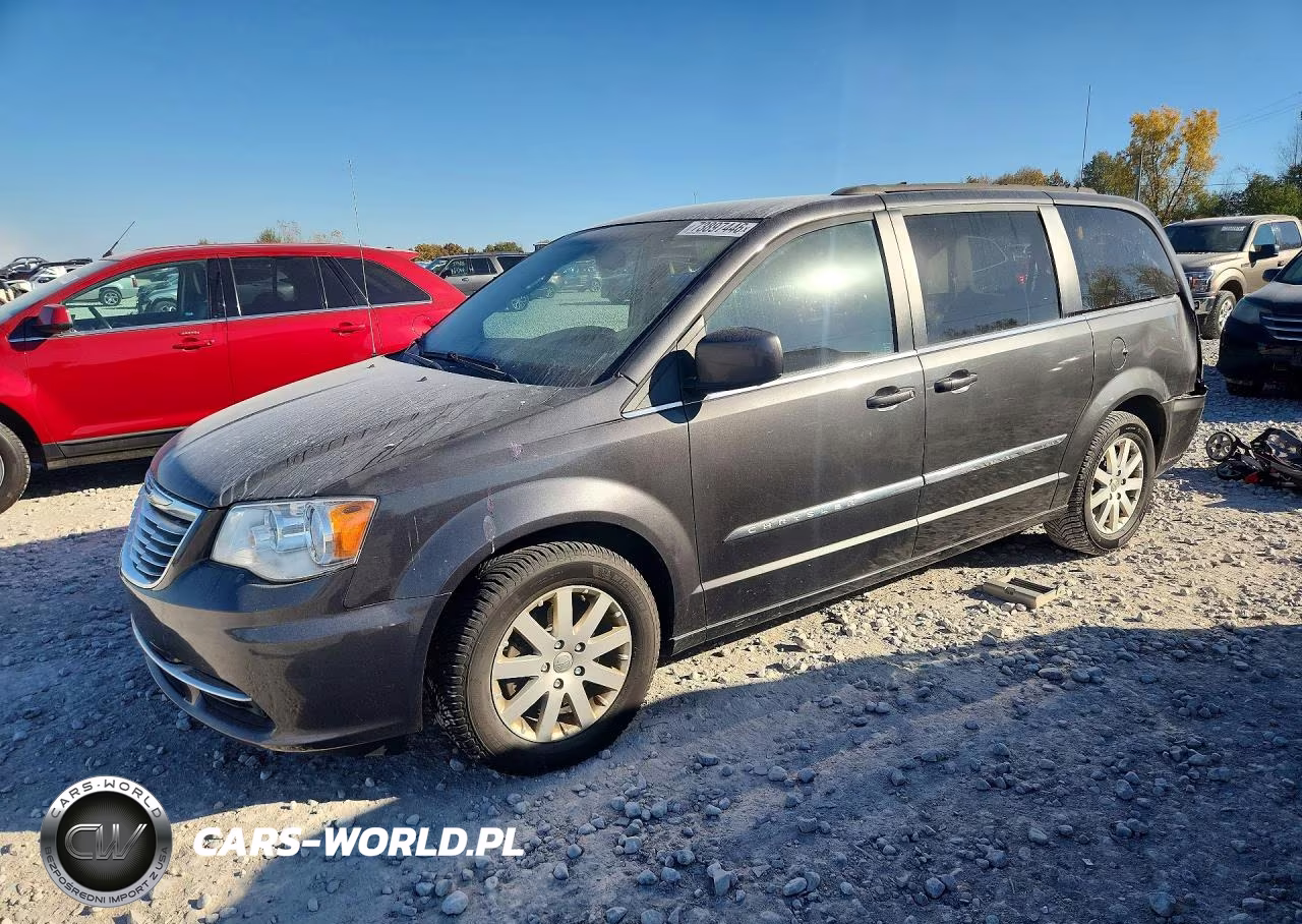 2015 Chrysler Town & Country Touring VIN:2C4RC1BGXFR545216 - 1