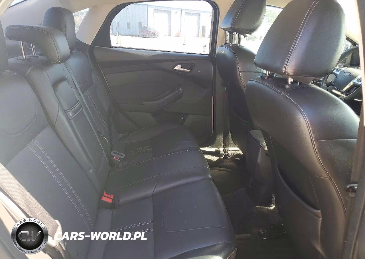 2012 Ford Focus Sel VIN:1FAHP3H24CL386758 - 10