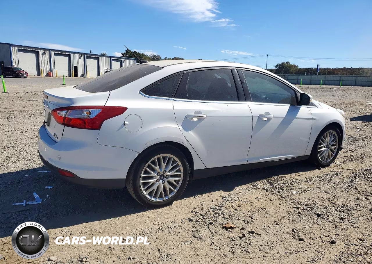 2012 Ford Focus Sel VIN:1FAHP3H24CL386758 - 3