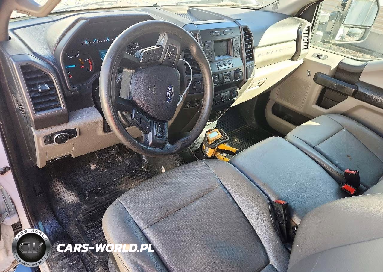 2020 Ford F550 Super Duty Utility - Service Truck VIN:1FDUF5HT6LDA08978 - 8
