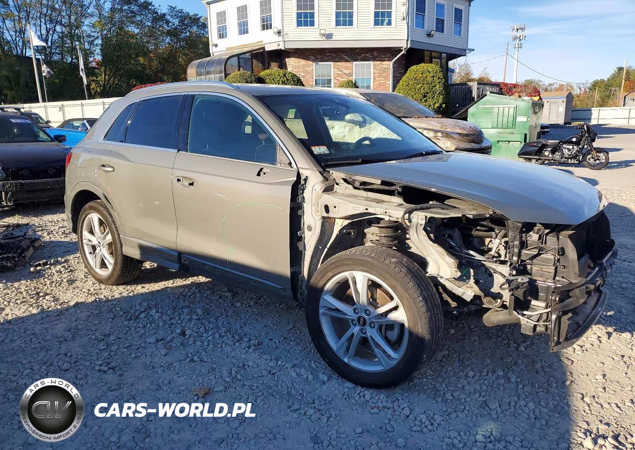 2022 Audi Q3 Premium Plus S Line 45 VIN:WA1EECF36N1005564 - 4