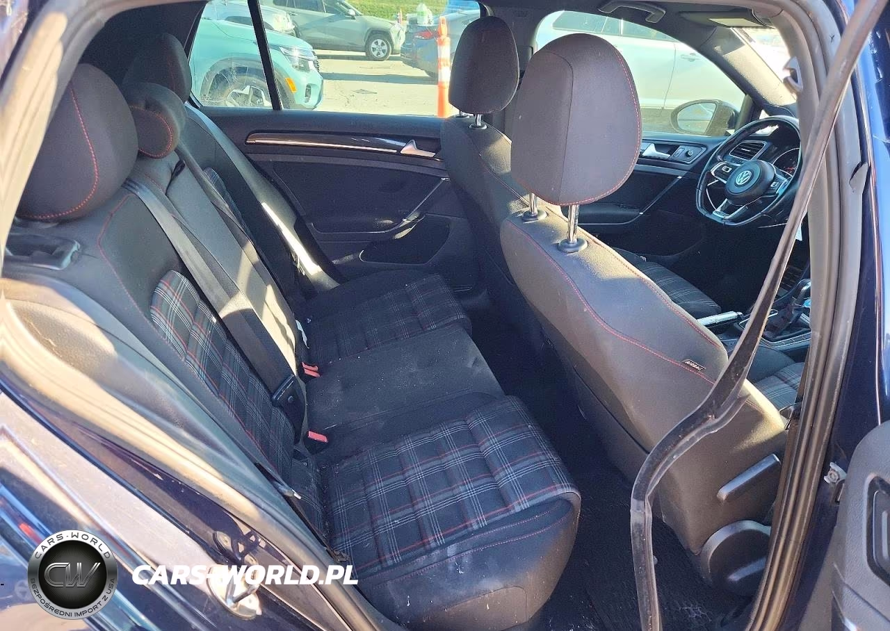 2015 Volkswagen Gti VIN:3VW4T7AU3FM028106 - 10
