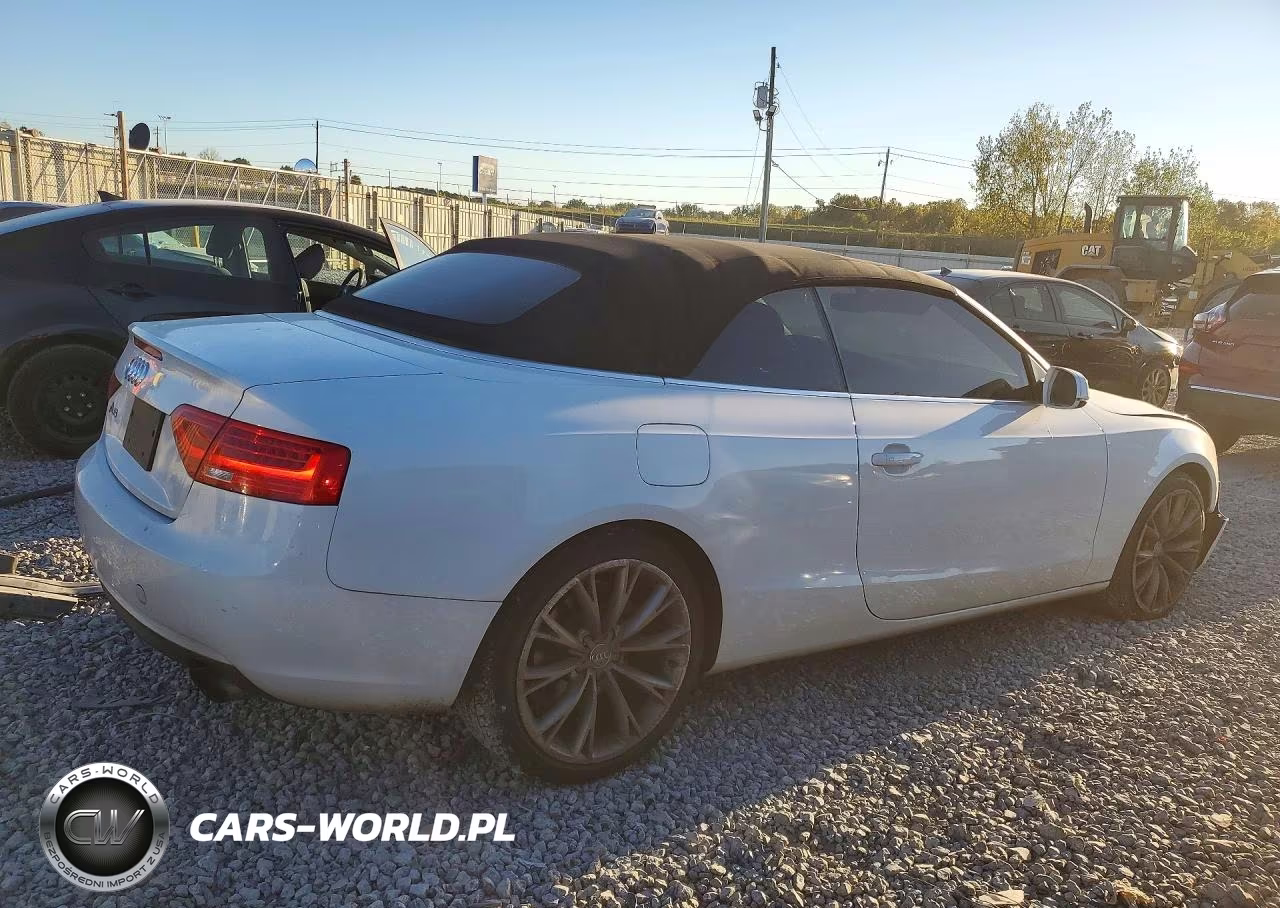 2014 Audi A5 Premium VIN:WAUAFAFH5EN012495 - 3