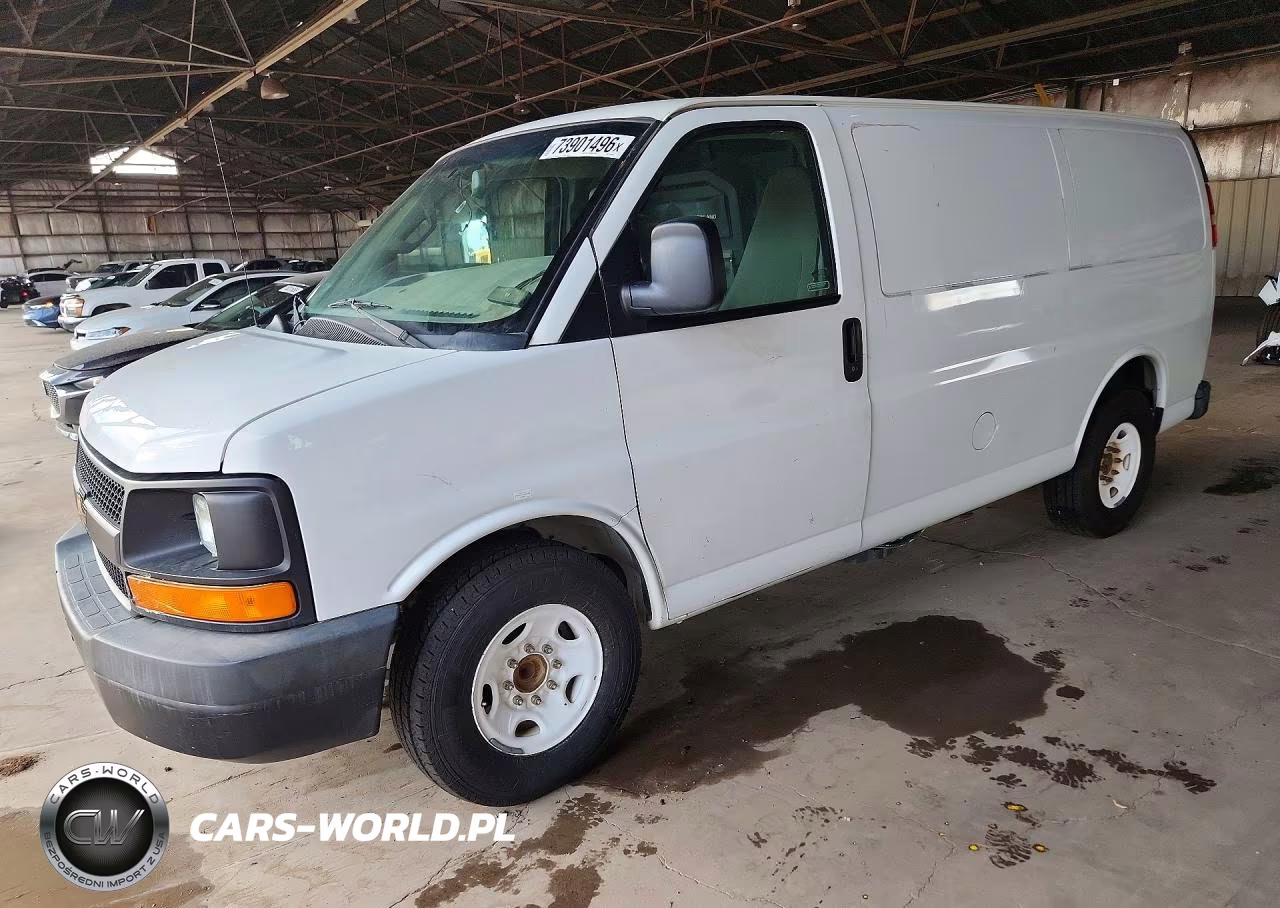 2017 Chevrolet Express G2500 VIN:1GCWGAF17H1316089 - 1