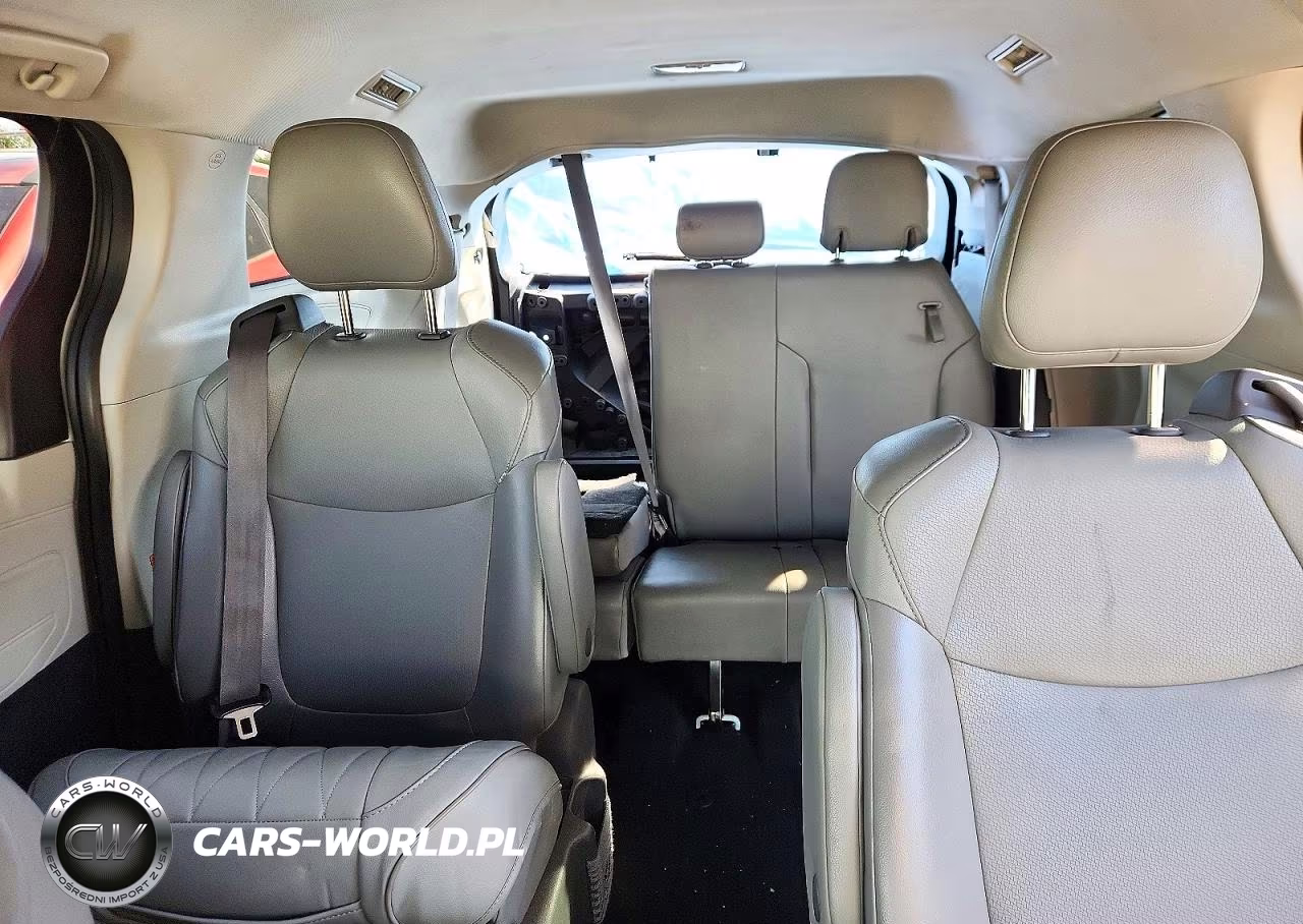 2021 Toyota Sienna Xle VIN:5TDYRKEC0MS051685 - 10
