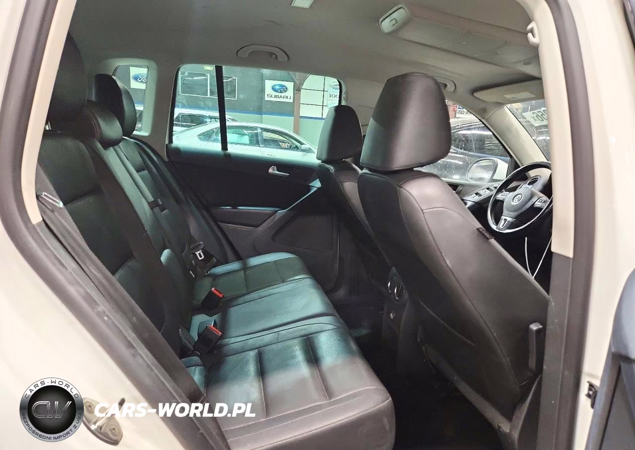2012 Volkswagen Tiguan S VIN:WVGBV7AX5CW545462 - 11