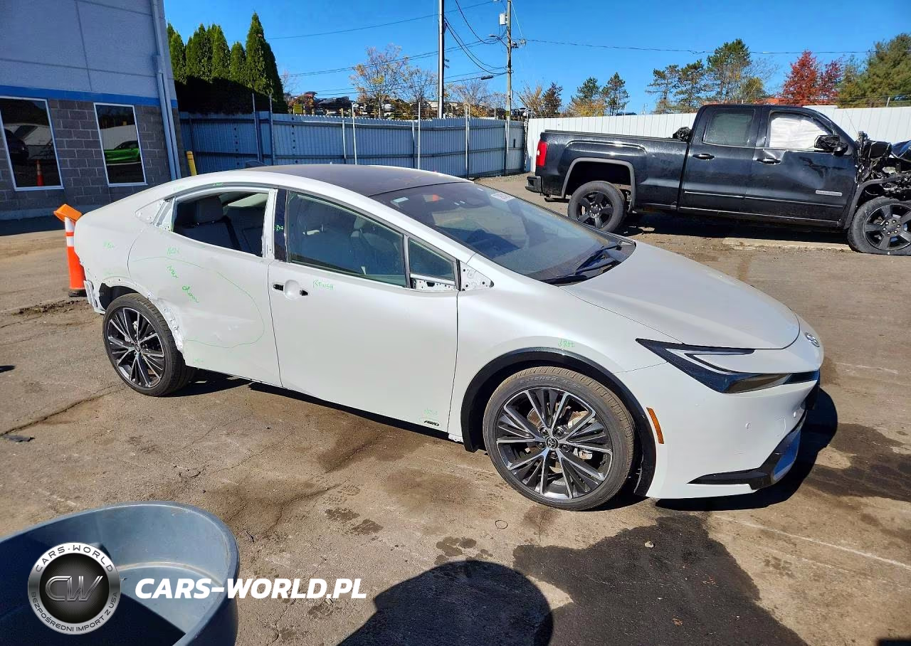 2025 Toyota Prius Xle VIN:JTDADABU4S3028223 - 4