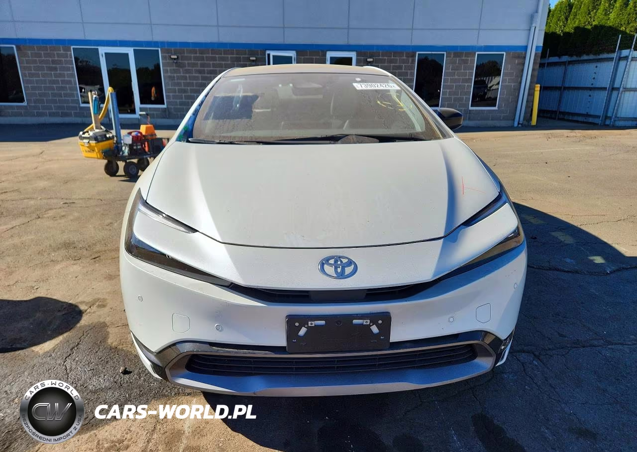2025 Toyota Prius Xle VIN:JTDADABU4S3028223 - 5