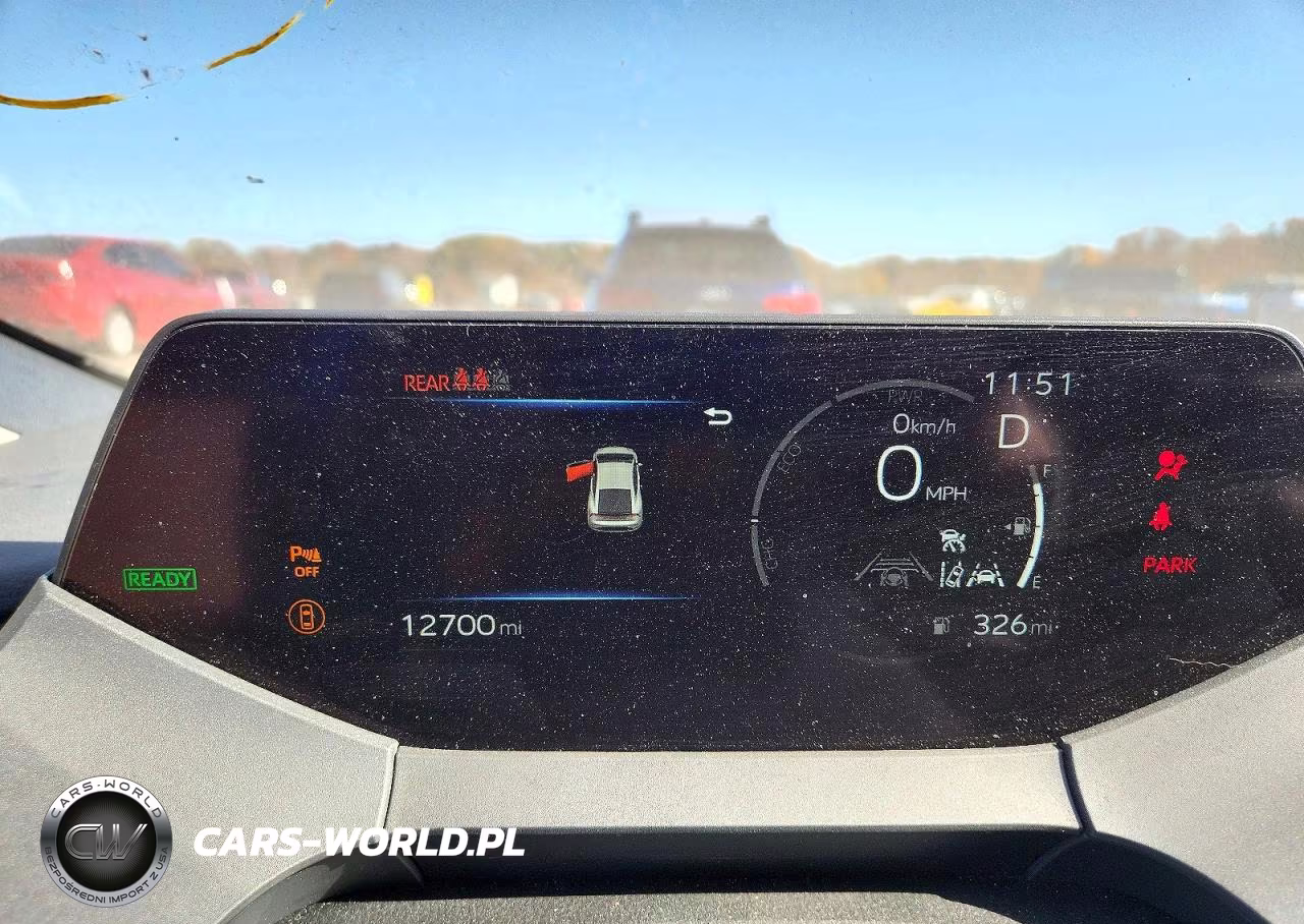2025 Toyota Prius Xle VIN:JTDADABU4S3028223 - 9