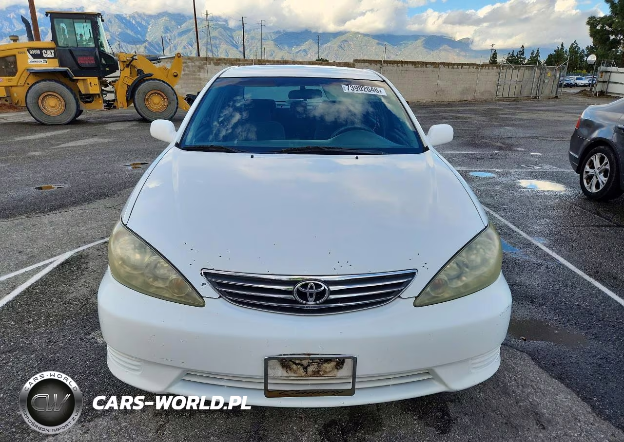 2006 Toyota Camry Le VIN:4T1BE32K16U725954 - 5