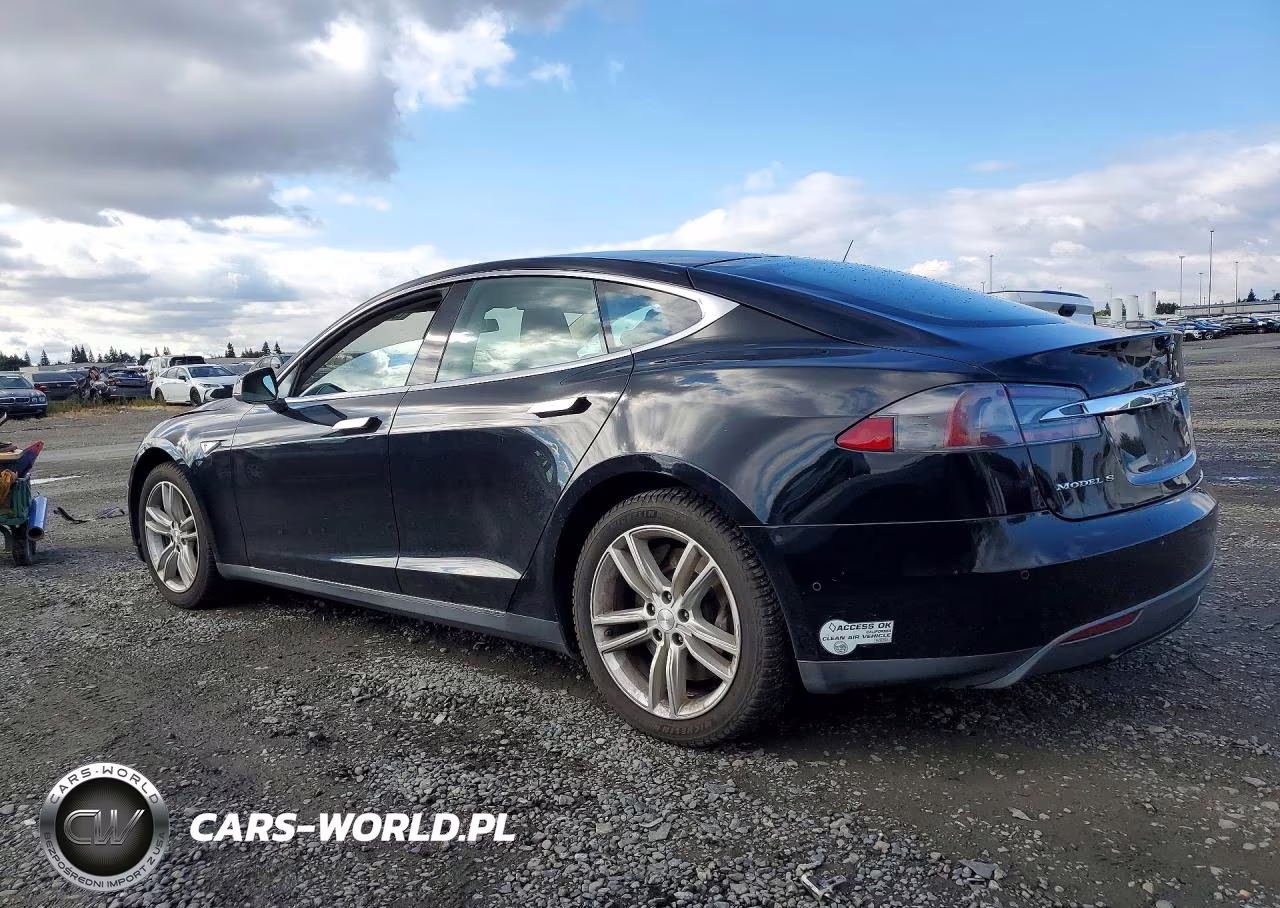 2015 Tesla Model S 70 VIN:5YJSA1S15FF100848 - 2