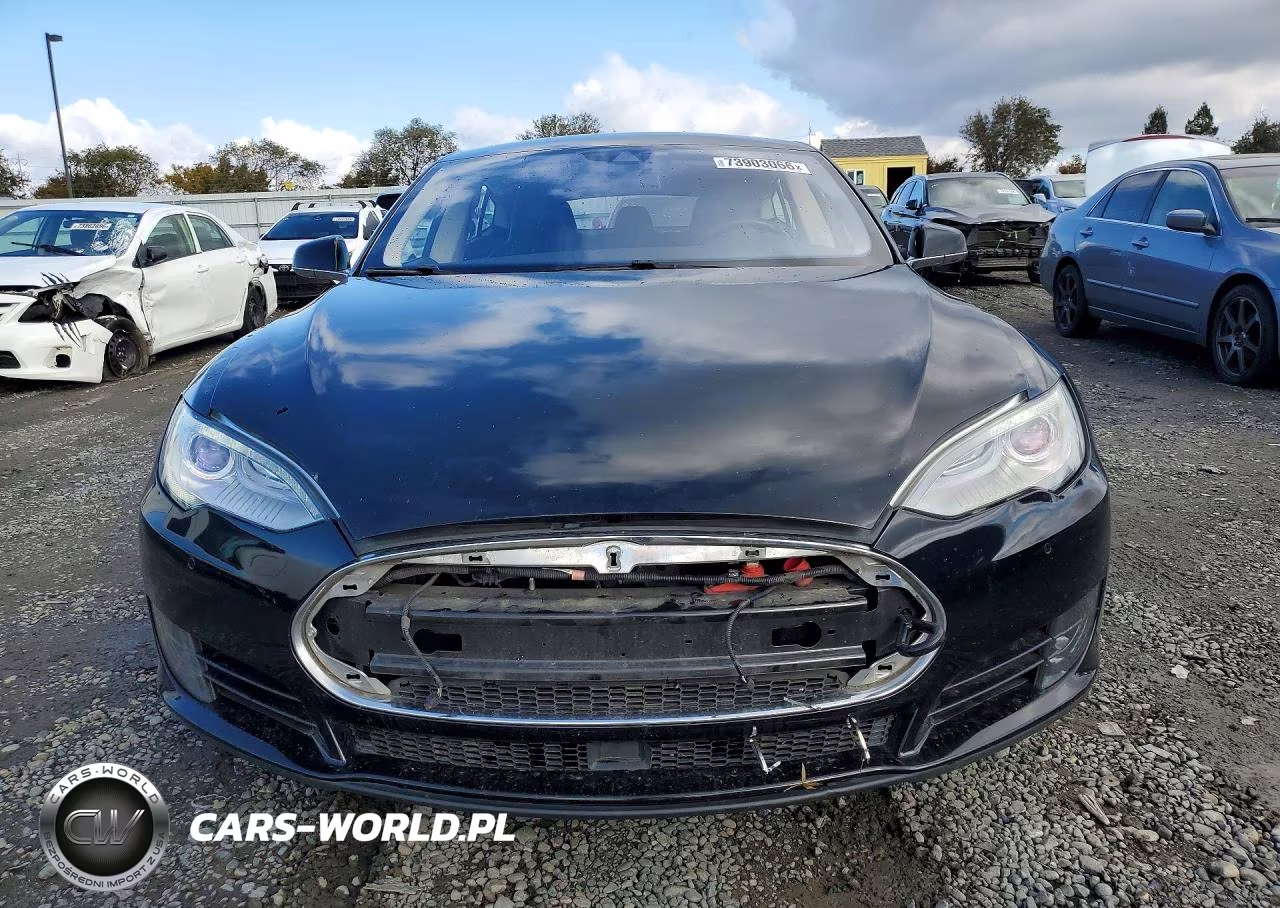 2015 Tesla Model S 70 VIN:5YJSA1S15FF100848 - 5