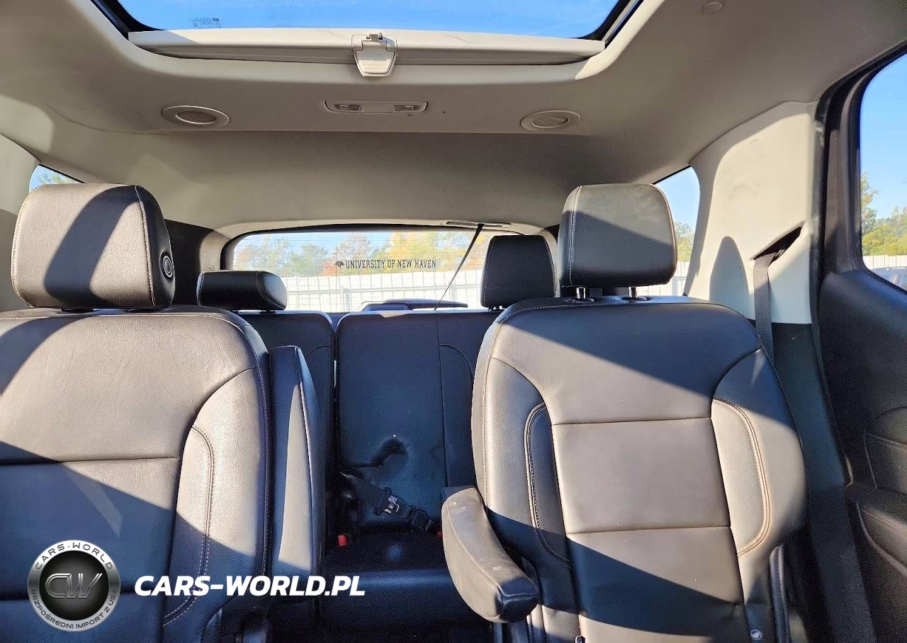 2018 Chevrolet Traverse Lt VIN:1GNEVHKWXJJ211037 - 10