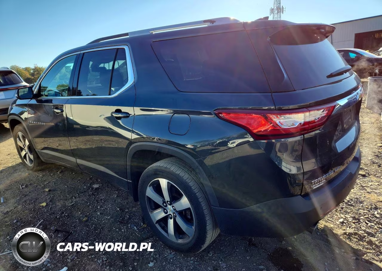 2018 Chevrolet Traverse Lt VIN:1GNEVHKWXJJ211037 - 2