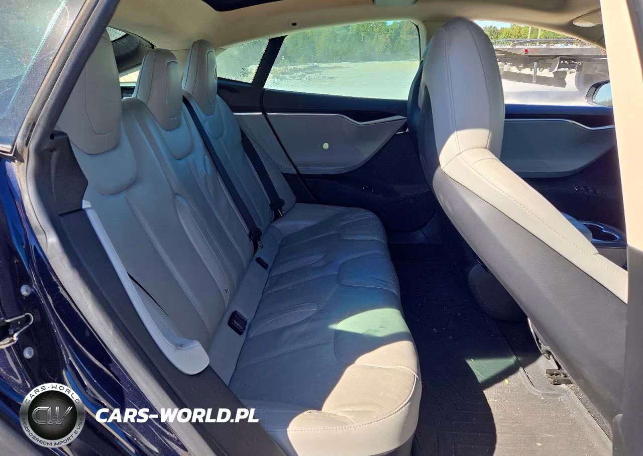 2014 Tesla Model S VIN:5YJSA1H10EFP55635 - 10