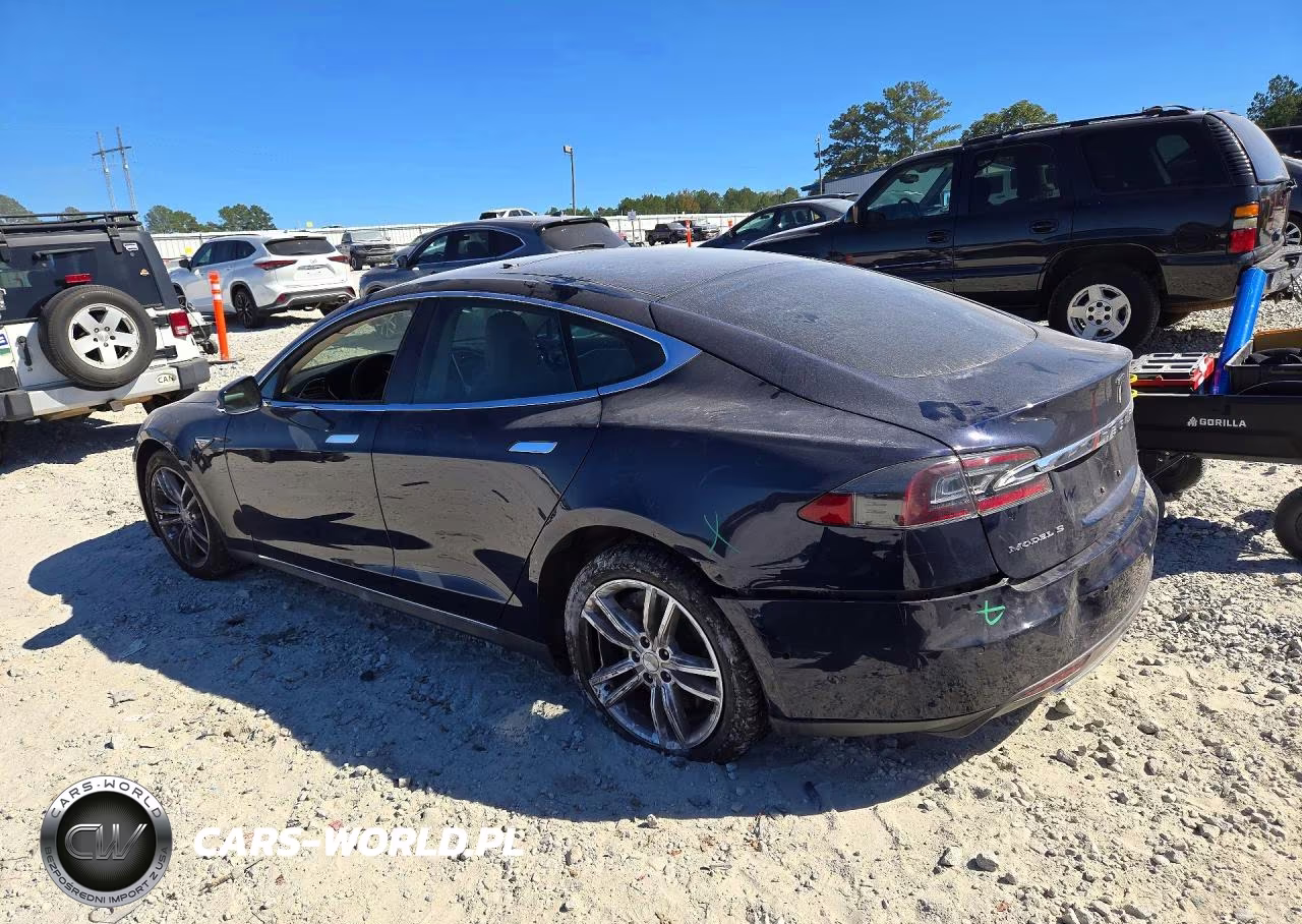 2014 Tesla Model S VIN:5YJSA1H10EFP55635 - 2